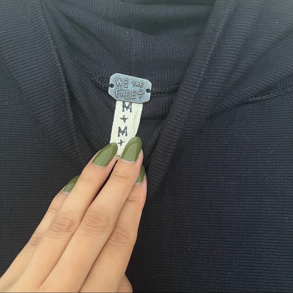 {Free People} 🔷 turtleneck butterfly knit sweater - Picture 2 of 5